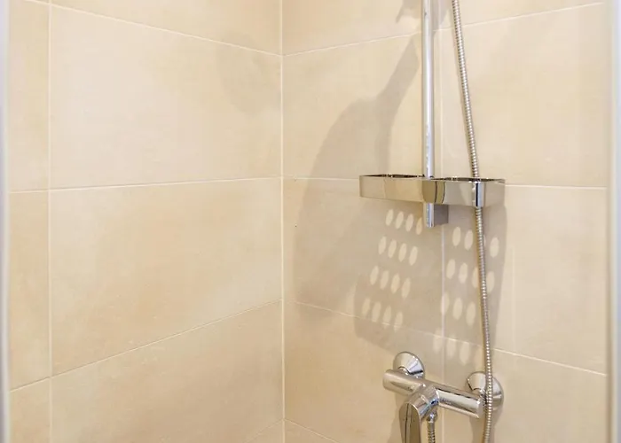 Altbau-charme 10 Min Zum Stephansplatz 公寓 *