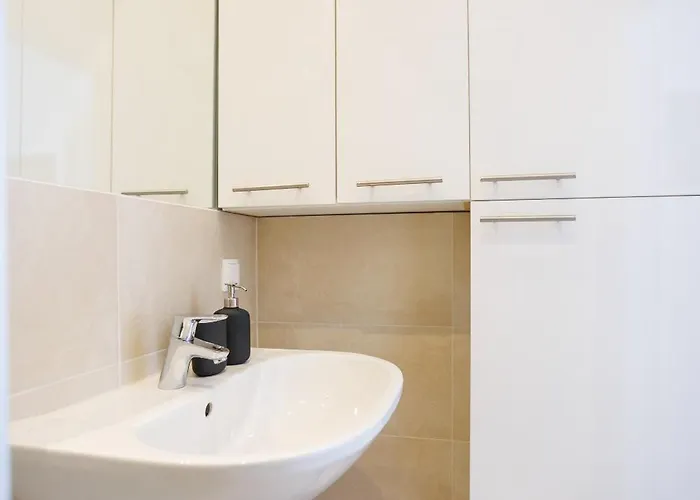 Altbau-charme 10 Min Zum Stephansplatz 公寓 *